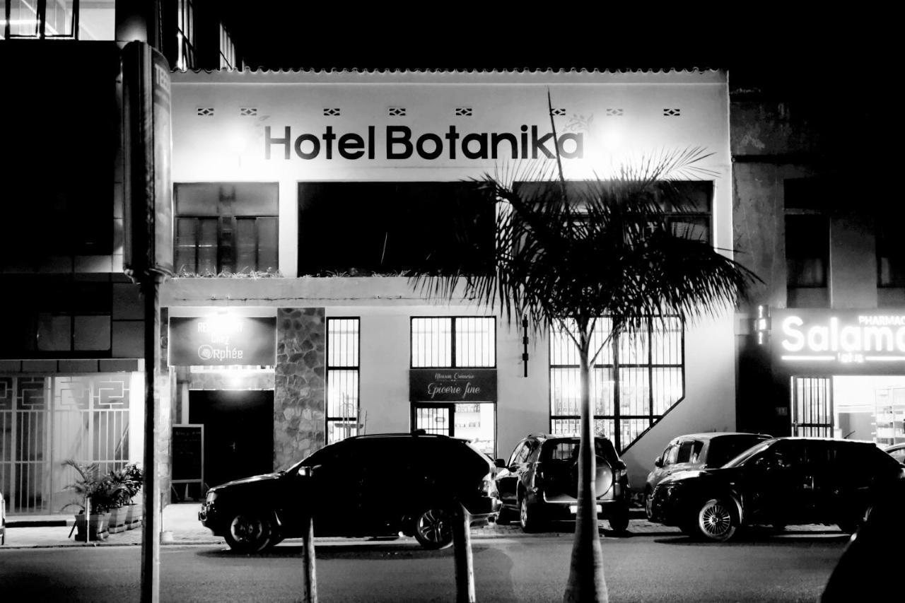Botanika Hotel 부줌부라 외부 사진